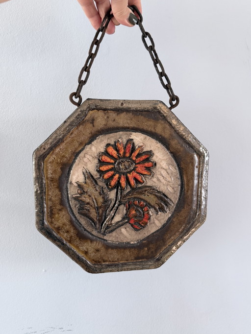 Vintage Keramik Wandteller / Wandobjekt mit Blumenrelief – 60er/70er Jahre