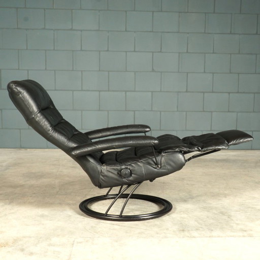 Vintage Swivel Armchair with Footrest – Recliner – 1980s – fauteuils, Metal, Leather (photo 2 of 17)