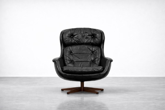 Image 1 of Vintage Mid-Century Scandinavian Modern Swivel Lounge Chair From Selig Imperial, 1970s
