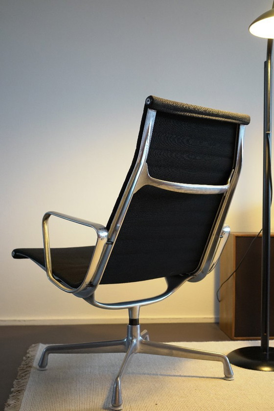 Image 1 of 2x Vitra Eames Herman Miller EA 116 fauteuil