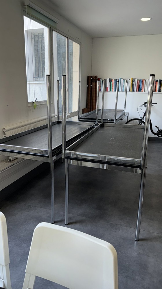 Image 1 of Tavolo da ufficio USM HALLER 175 cm T69 con piano nero