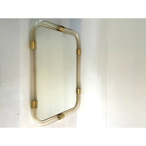 Specchio da parete Torchon in Murano, realizzato a mano in Italia.