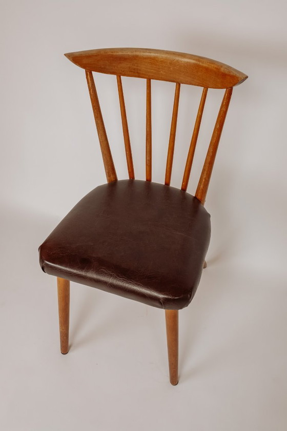 Image 1 of 4x Vintage Spindle Dining Room Chairs
