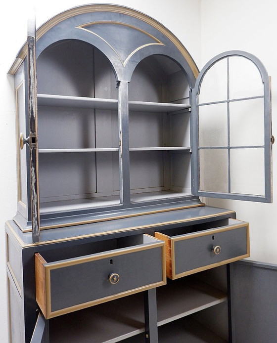 Image 1 of Mobile vintage a due pezzi laccato grigio - disponibile in coppia (B)