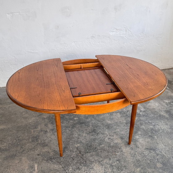 Image 1 of G-Plan Teak Round Extending Dining Table, 1970