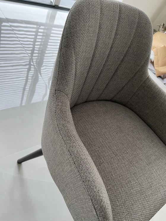 Les chaises de salle à manger de luxe doivent partir vite ! – Textile, Wood (photo 3 of 5)