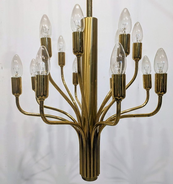 Image 1 of Kroonluchter met 16 lampen uit het midden van de vorige eeuw