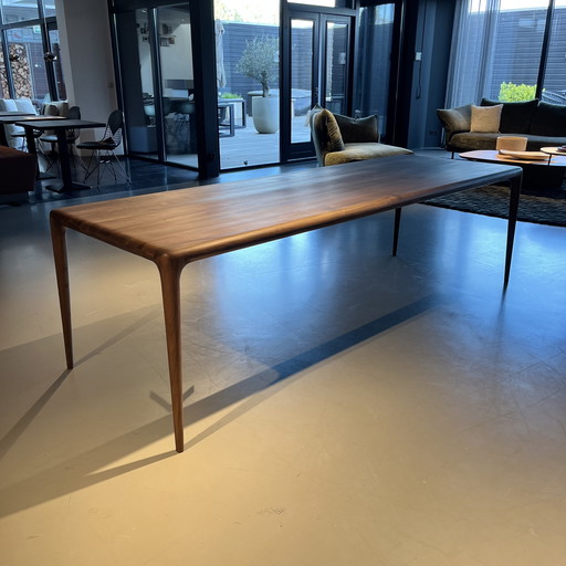 Artisan Latus eetkamertafel Europees walnoot 260x90x76