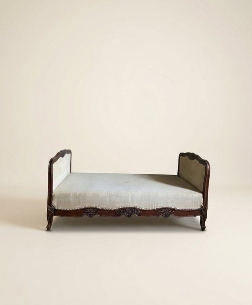 Extendable Divan or Daybed