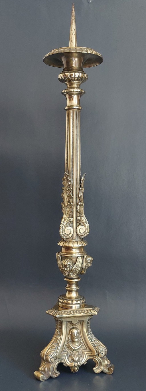 Candelabro da cappella in bronzo del XIX secolo
