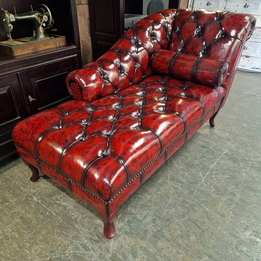 Chesterfield Daybed - Antik Rot (SA)