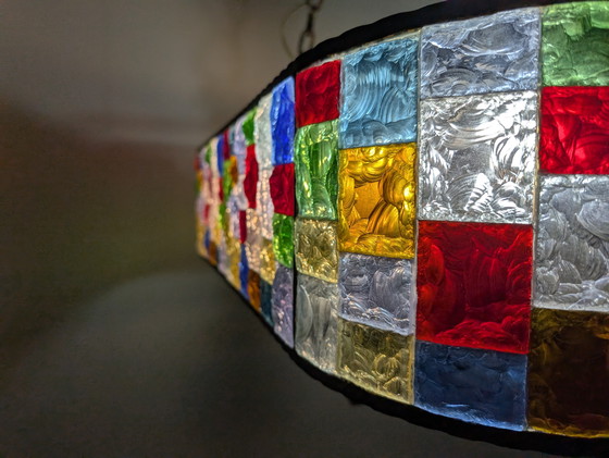 Image 1 of Grote Italiaanse veelkleurige kroonluchter van gehamerd kristal en smeedijzer