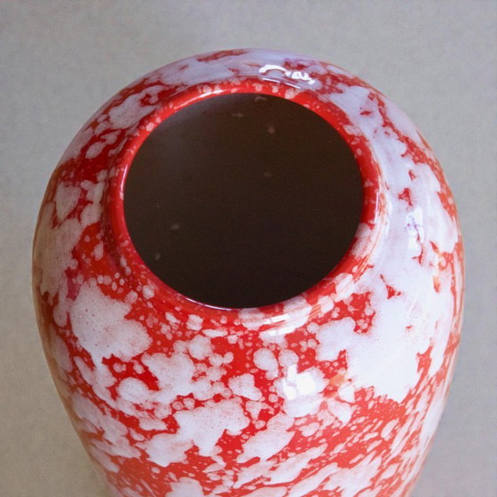 Image 1 of Large handcrafted vase with speckled red enamel