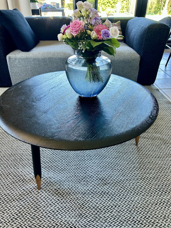 Image 1 of Coin salon complet : 2 chaises Hay Mags + Mags soft, coussins Hay Mags d’origine, tapis Muuto Ply, table et Tradition