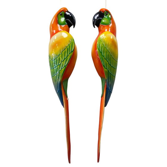 Image 1 of Pair of vintage parrots macaws in fiberglass and epoxy, Italy 1970s