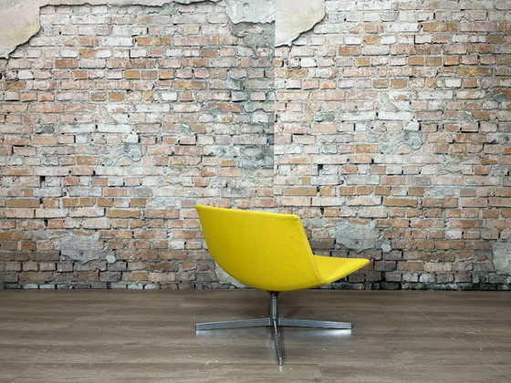 Image 1 of Arper Catifa 60 Lounge Chair gialla