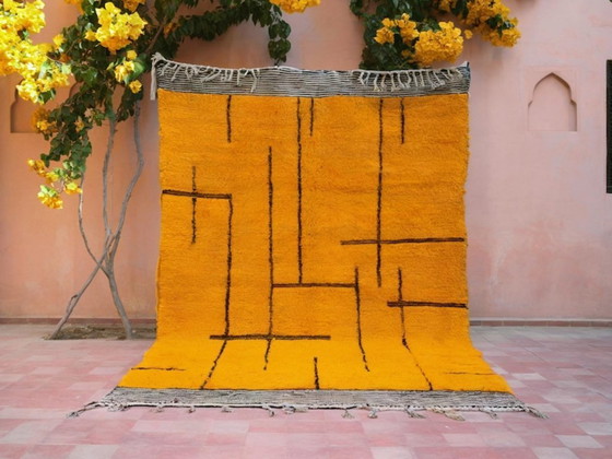 Image 1 of Tapis marocain traditionnel en laine 250cmx150cm