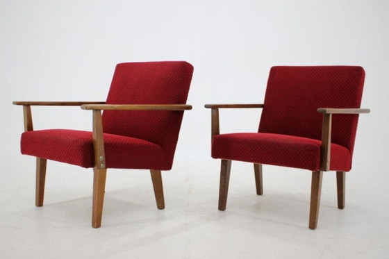 Image 1 of Een paar beukenhouten fauteuils in mid-century modern stijl uit de jaren 60, afkomstig uit Tsjecho-Slowakije.