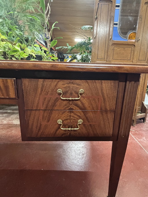Klassiek engelse bureau