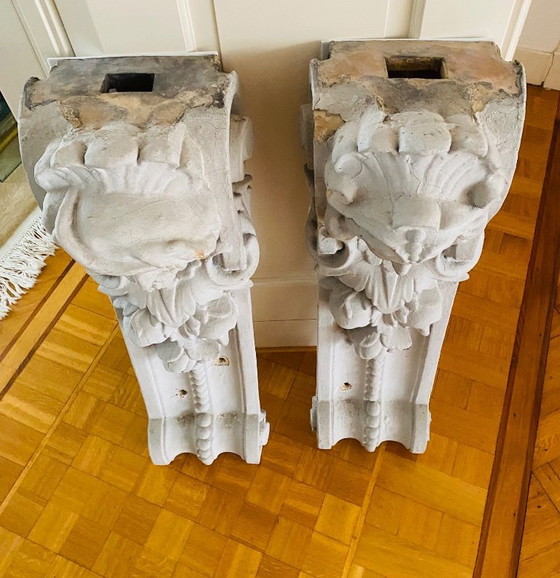 Image 1 of 2 Gable consoles