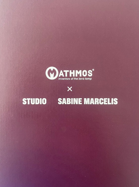 Mathmos et Studio Sabine Marcelis Astro Lampe à Lave – Glass, Metal (photo 12 of 16)