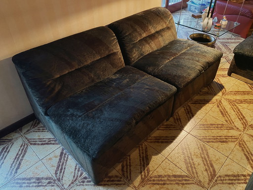 Vintage P10 Proposals Set by Giovanni Offredi – Sofa, 2 Armchairs, and Coffee Table – Original Dark Green