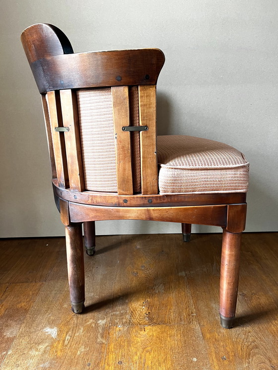 Image 1 of Schuitema Shaker dining table with chairs.