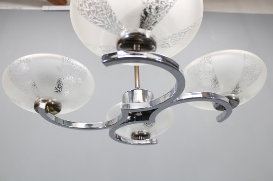 Image 1 of Lampadario in cromo e vetro degli anni &#39;50 di Napako, Cecoslovacchia