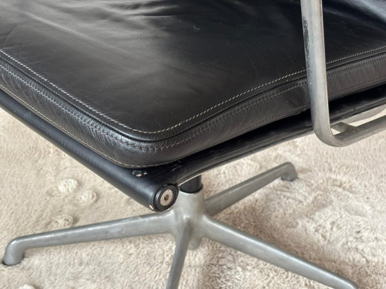 Image 1 of Sedia EA-208 Soft Pad in pelle nera, edizione storica ICF del 1973 di Charles Eames