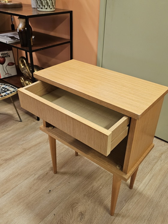 Image 1 of Table de chevet vintage scandinave