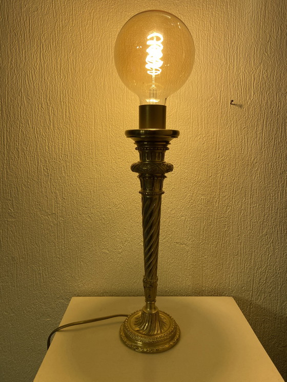 Image 1 of Bronzen tafellamp in Lodewijk XVI-stijl