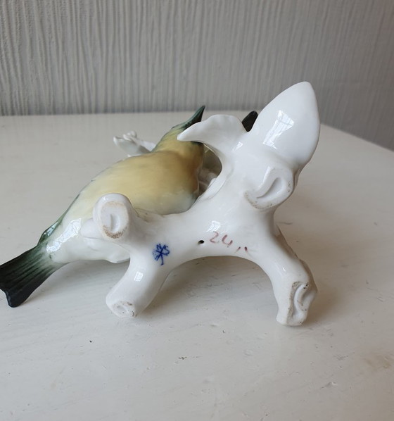 Image 1 of Karl Ens porcelain, two redpolls model 7451 perfect