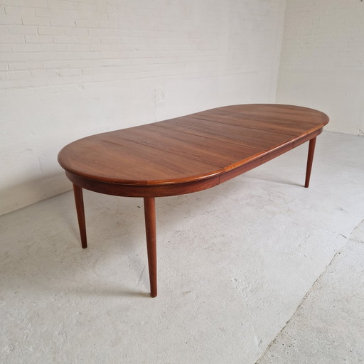 Tavolo da pranzo dal design danese vintage