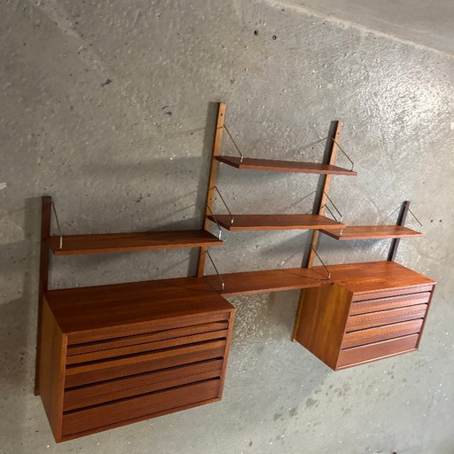 Poul Cadovius Royal System Wall Unit / Modular System – wandrek, Wood (photo 2 of 7)