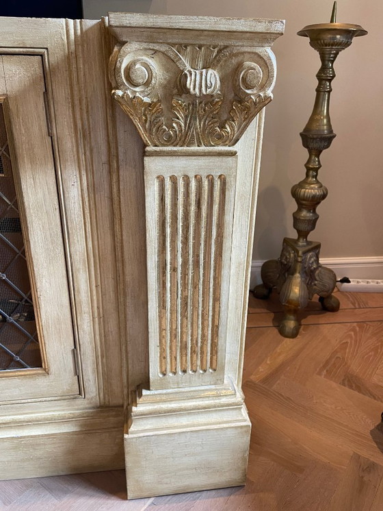 Image 1 of Clive Christian tv dressoir incl tv