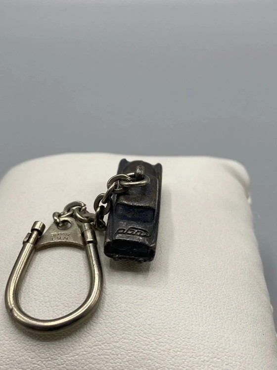 Miniature LHM Keychain - 1960s European Sedan - Antiqued Silver-Tone Metal - Car Collection (photo 4 of 4)
