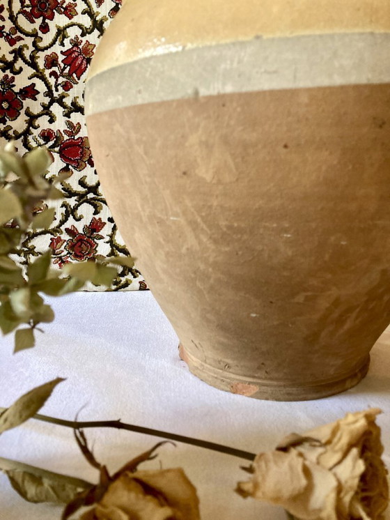 Image 1 of Gargoulette en terre cuite émaillée jaune