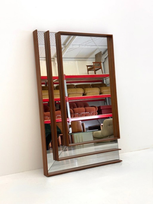 Kwalitatieve zware Italiaanse vintage spiegel met houten frame