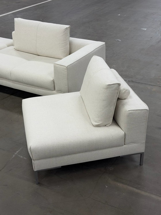 Image 1 of Design sur Stock Aikon Lounge