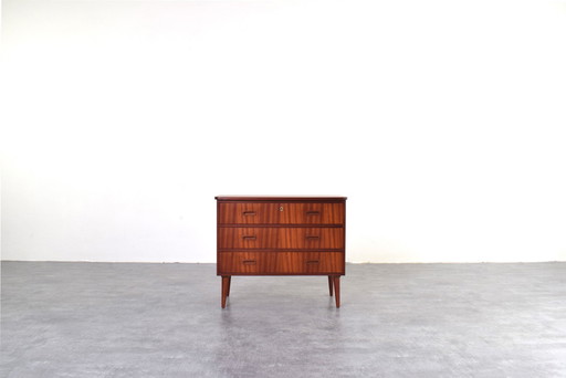 Commode en teck danoise du Mid Century, années 1960.
