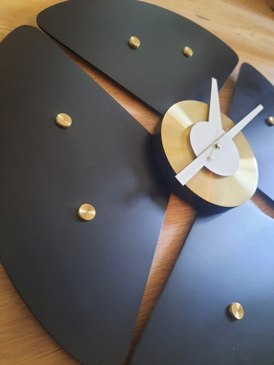 Image 1 of Reloj de pétalos de Vitra