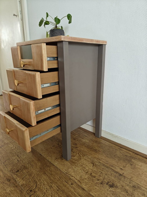 Cómoda de roble con tiradores de latón – Wood, Brass (photo 4 of 6)