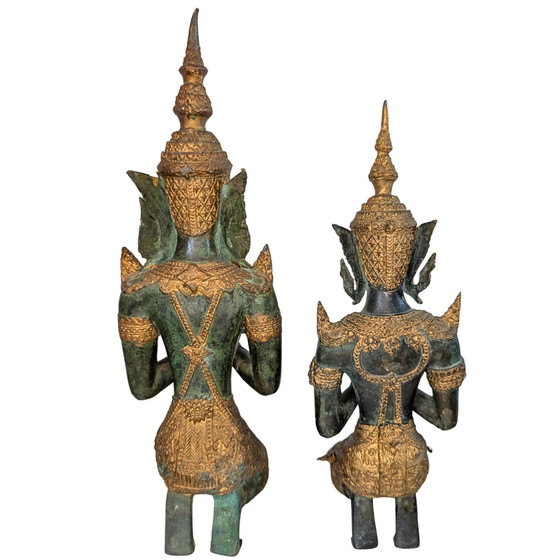 Thaise Bronzen Tempelwachter Set – Knielende Thepanom Beelden met Vergulding en Patina – Beeldhouwkunst (photo 4 of 8)