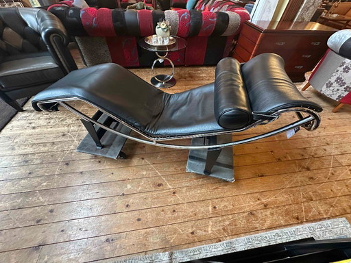 Chaise longue original Cassina LC4 | Le Corbusier