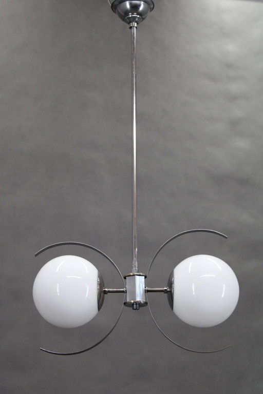 Lustre Bauhaus des années 1940, Tchécoslovaquie