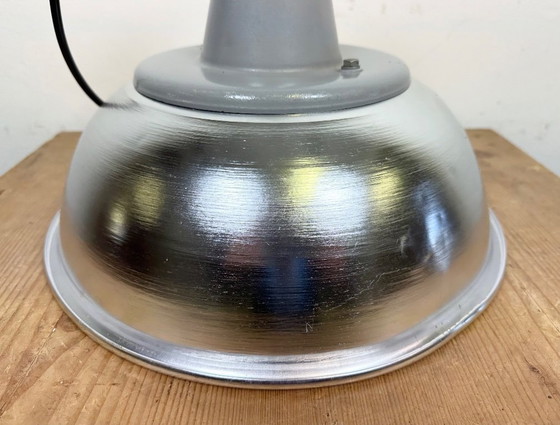 Image 1 of Lampada a sospensione industriale in alluminio italiana di Fael Luce, anni '70