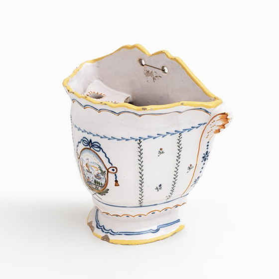 Image 1 of Pflanzgefäße für die Wand - Frankreich, Provence - Manufaktur Allemagne-en-Provence - Steingut - Ende 18.