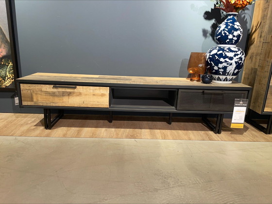 Image 1 of Mueble TV Henders & Hazel Avalon