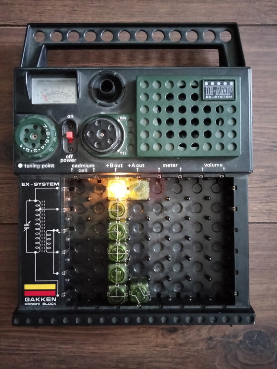 Image 1 of Gakken e x 100 complete with booklets and working