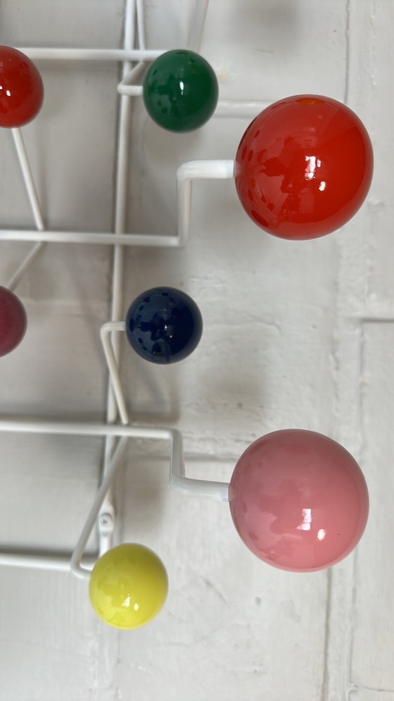 Image 1 of Kapstok Charles & Ray Eames